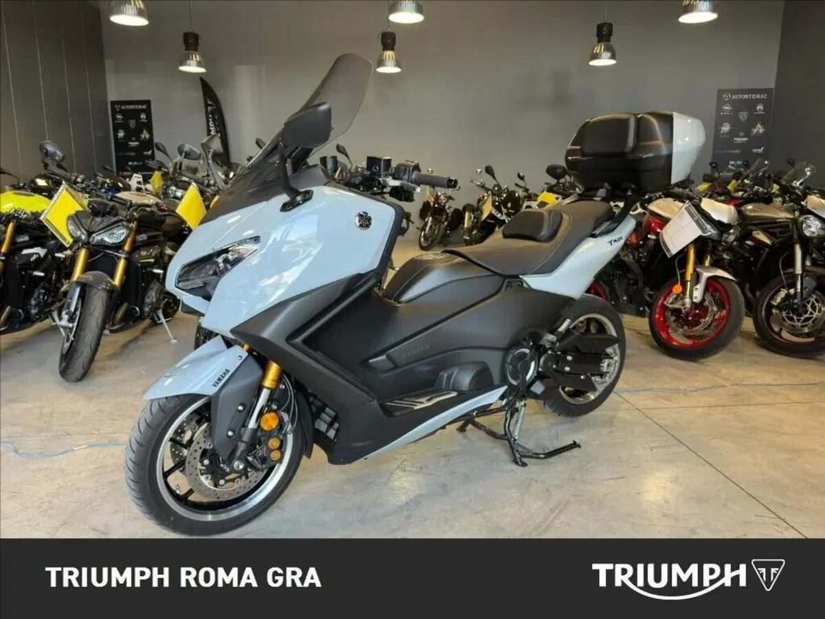 Yamaha T-Max 560 Tech Max (2025 - 26) (2)
