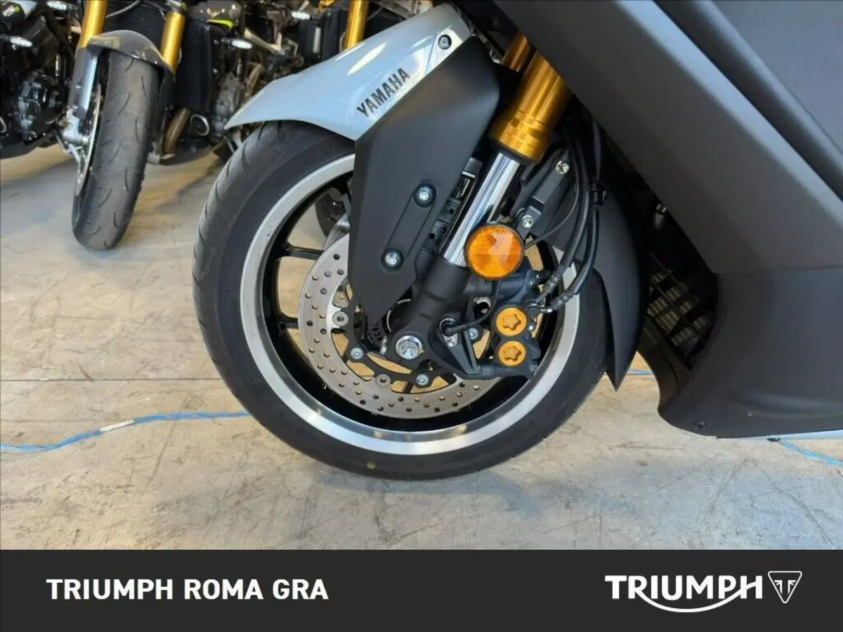 Yamaha T-Max 560 Tech Max (2025 - 26) (8)