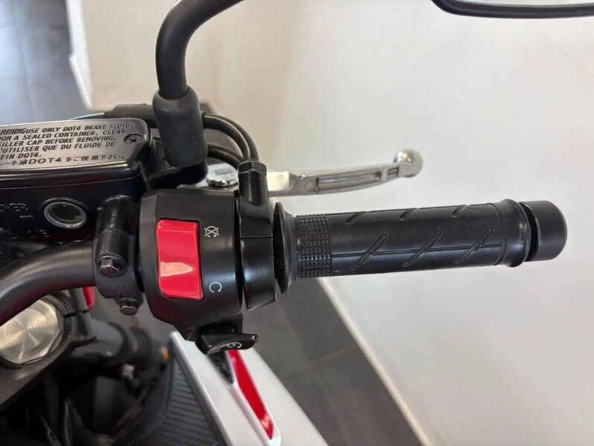 Honda CB 650 F (2017 - 18) (9)