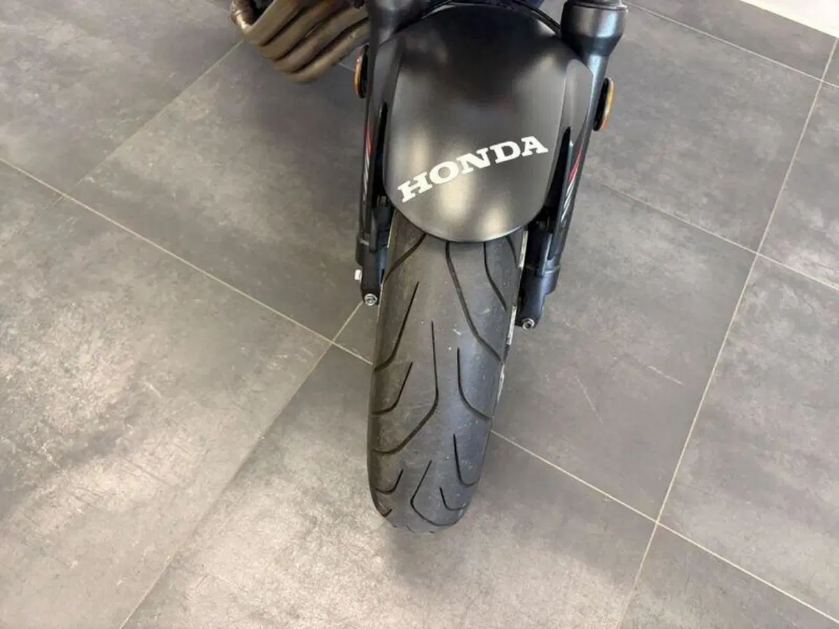 Honda CB 650 F (2017 - 18) (10)