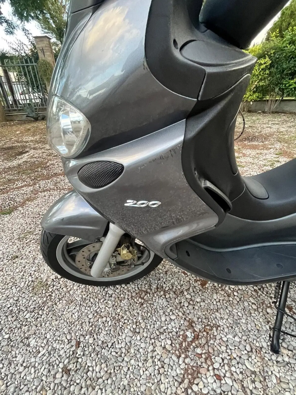 Piaggio X9 200 Evolution (2)