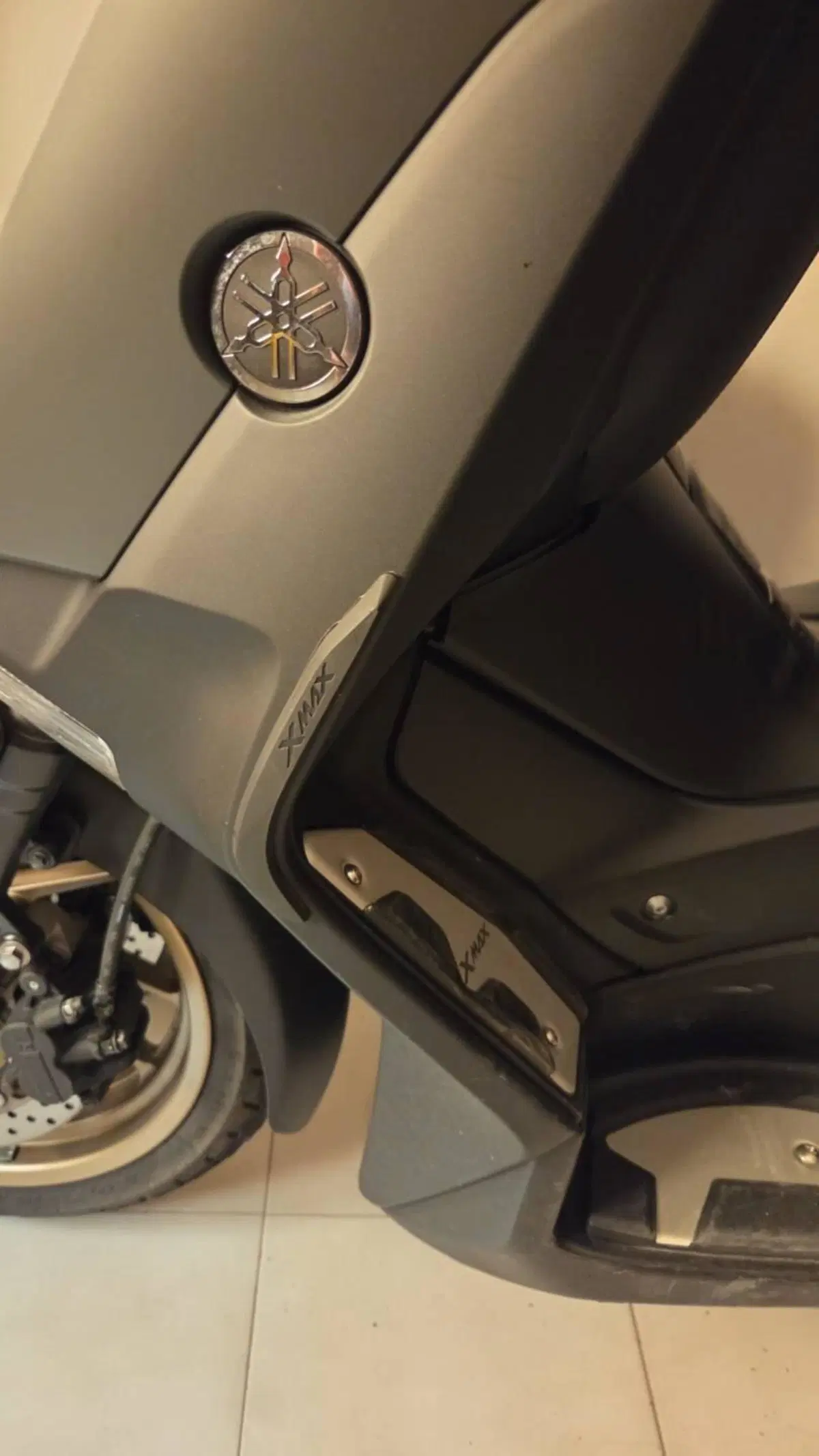 Yamaha X-Max 400 Tech Max (2020) (5)