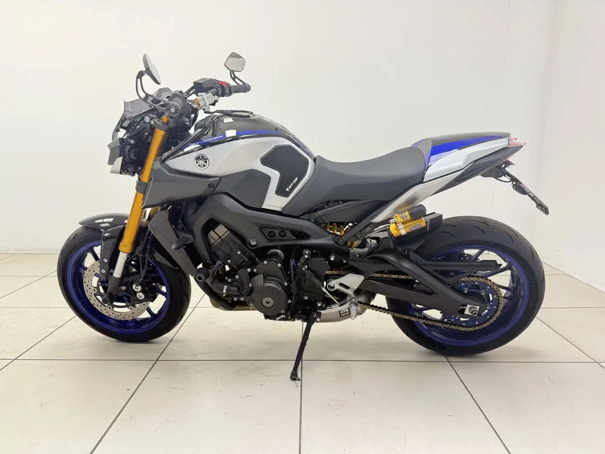 Yamaha MT-09 SP (2021 - 23) (5)
