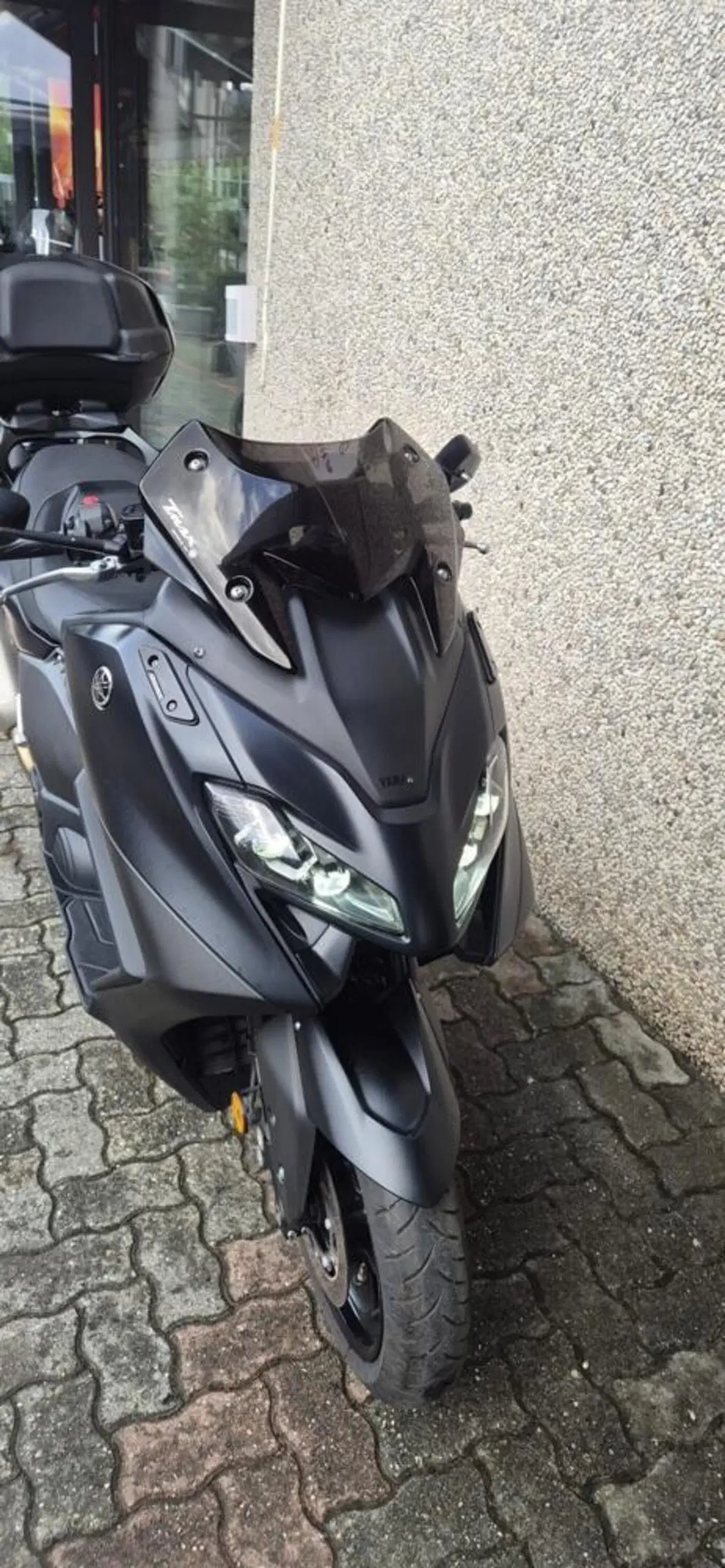 Yamaha T-Max 560 (2022 - 24) (2)