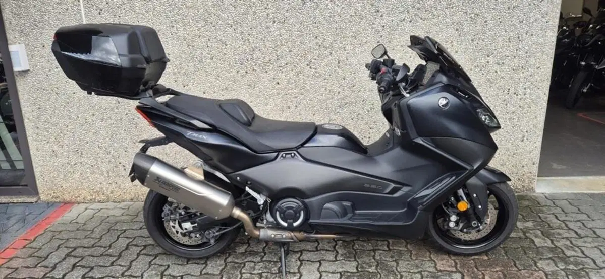 Yamaha T-Max 560 (2022 - 24)
