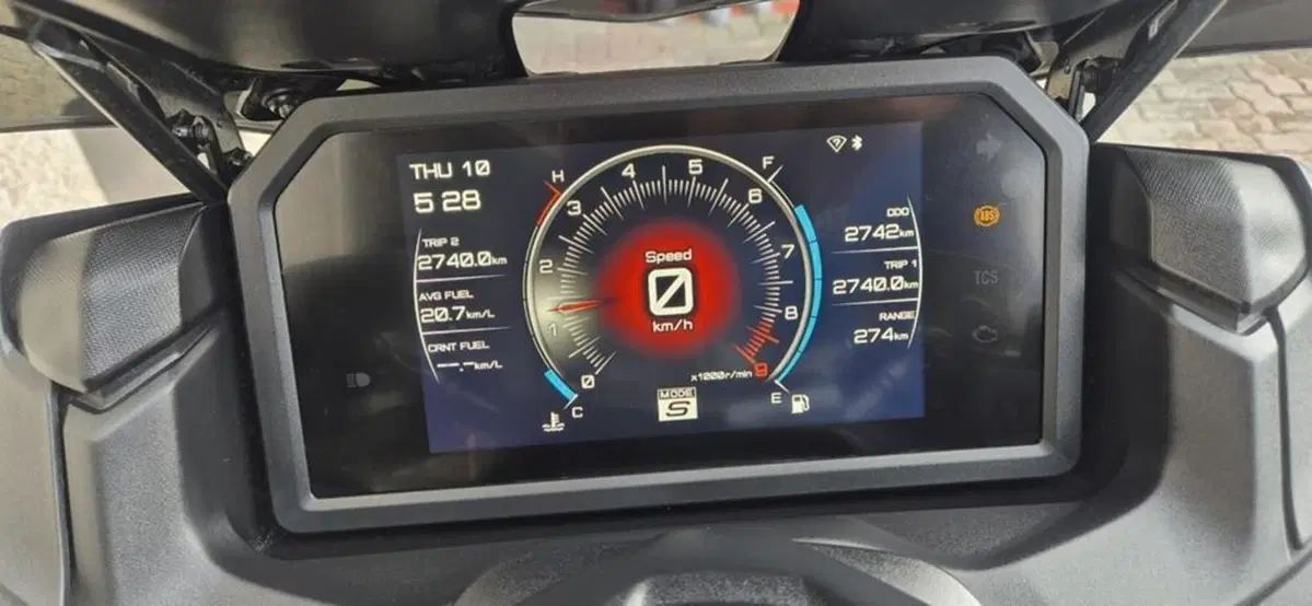 Yamaha T-Max 560 (2022 - 24) (5)