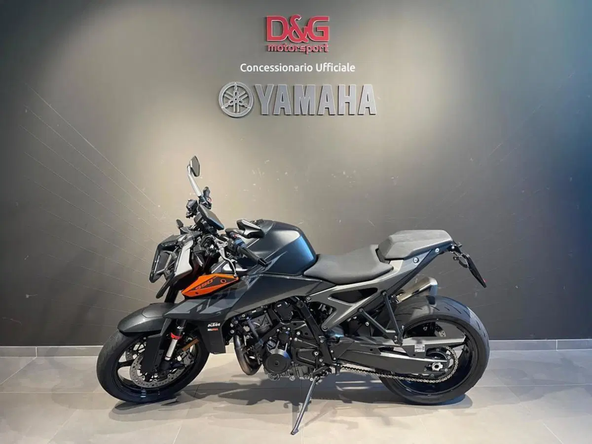 KTM 990 Duke (2024 - 26) (4)