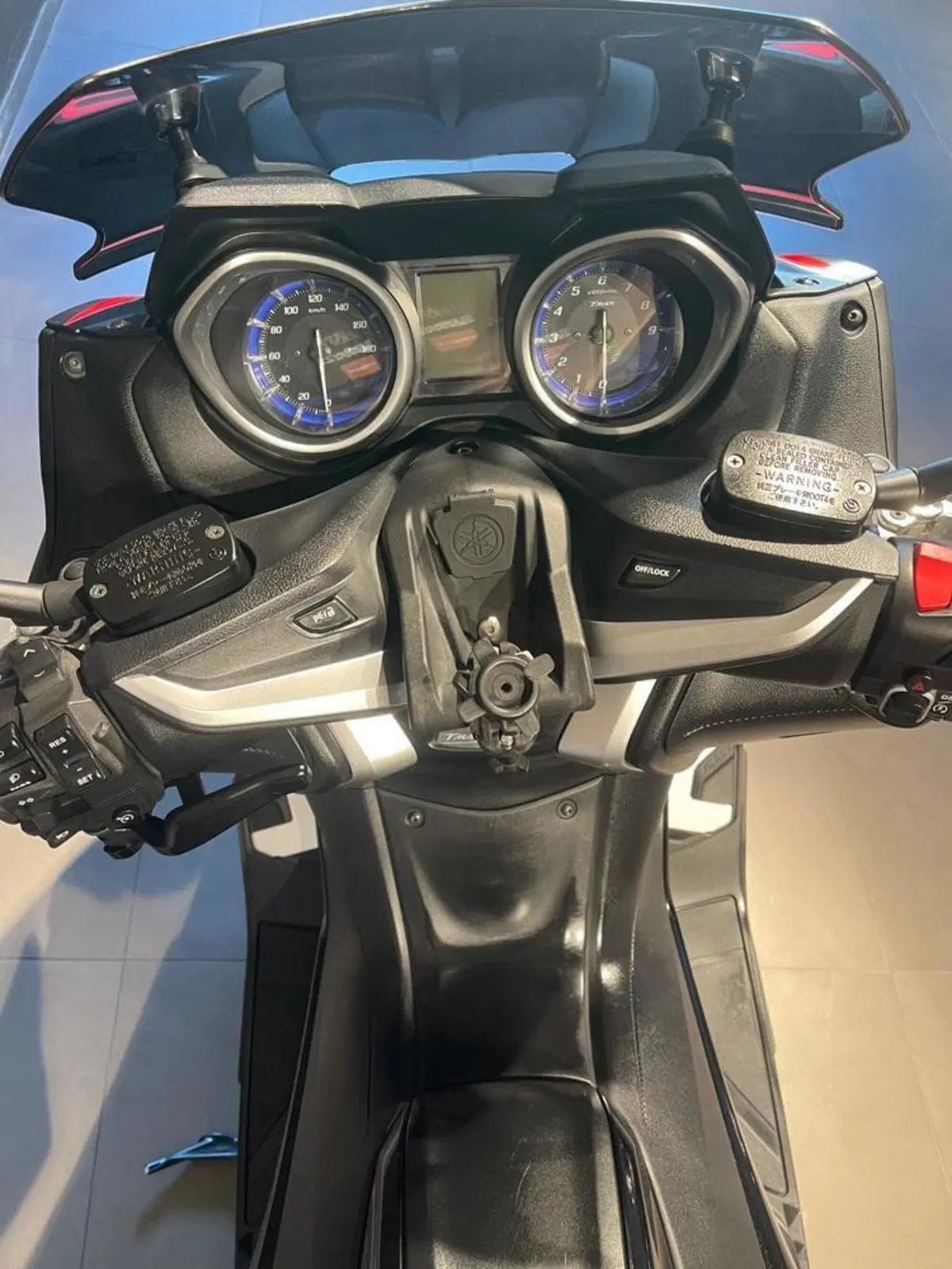 Yamaha T-Max 530 DX (2017 - 19) (5)