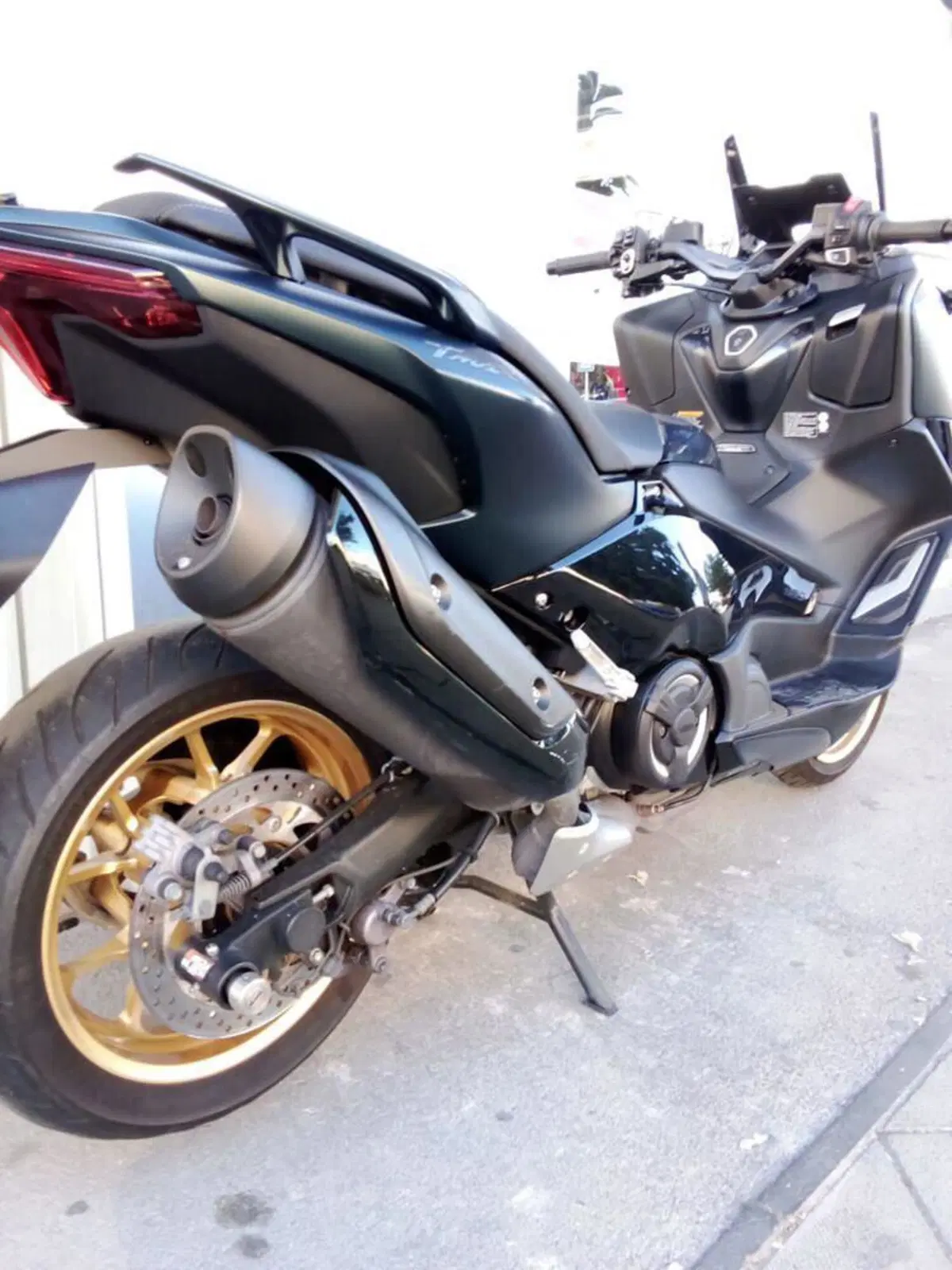 Yamaha T-Max 560 Tech Max (2022 - 24) (6)