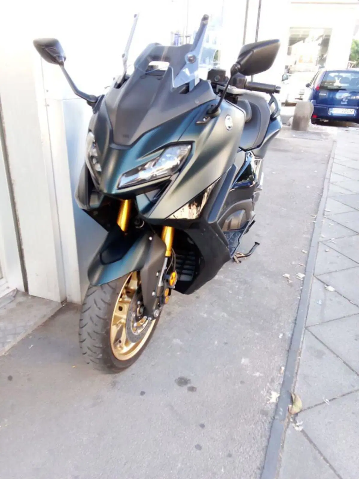 Yamaha T-Max 560 Tech Max (2022 - 24) (7)