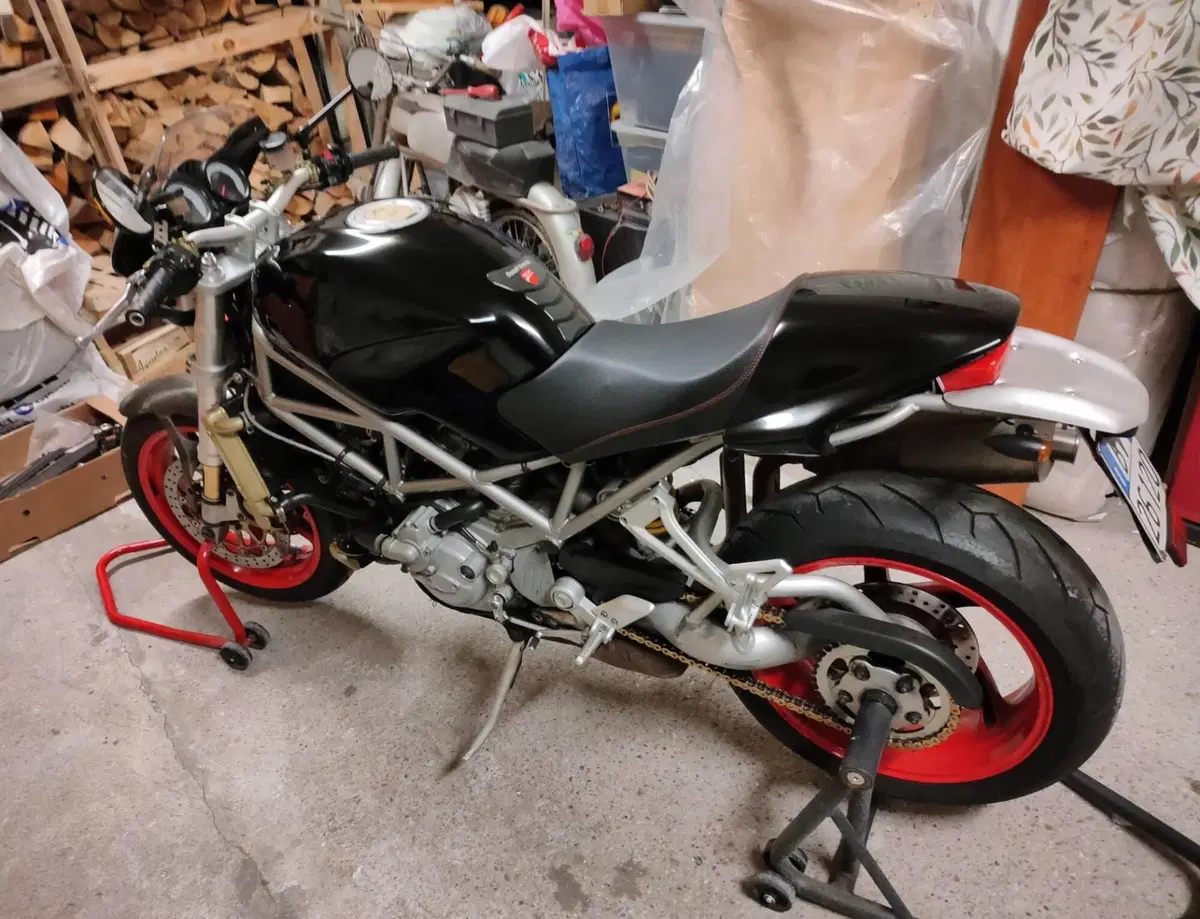 Ducati Monster S4R (2003 - 05) (3)