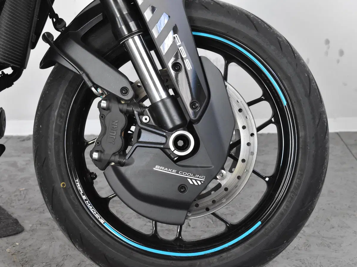 CFMOTO 675NK (2025 - 26) (12)