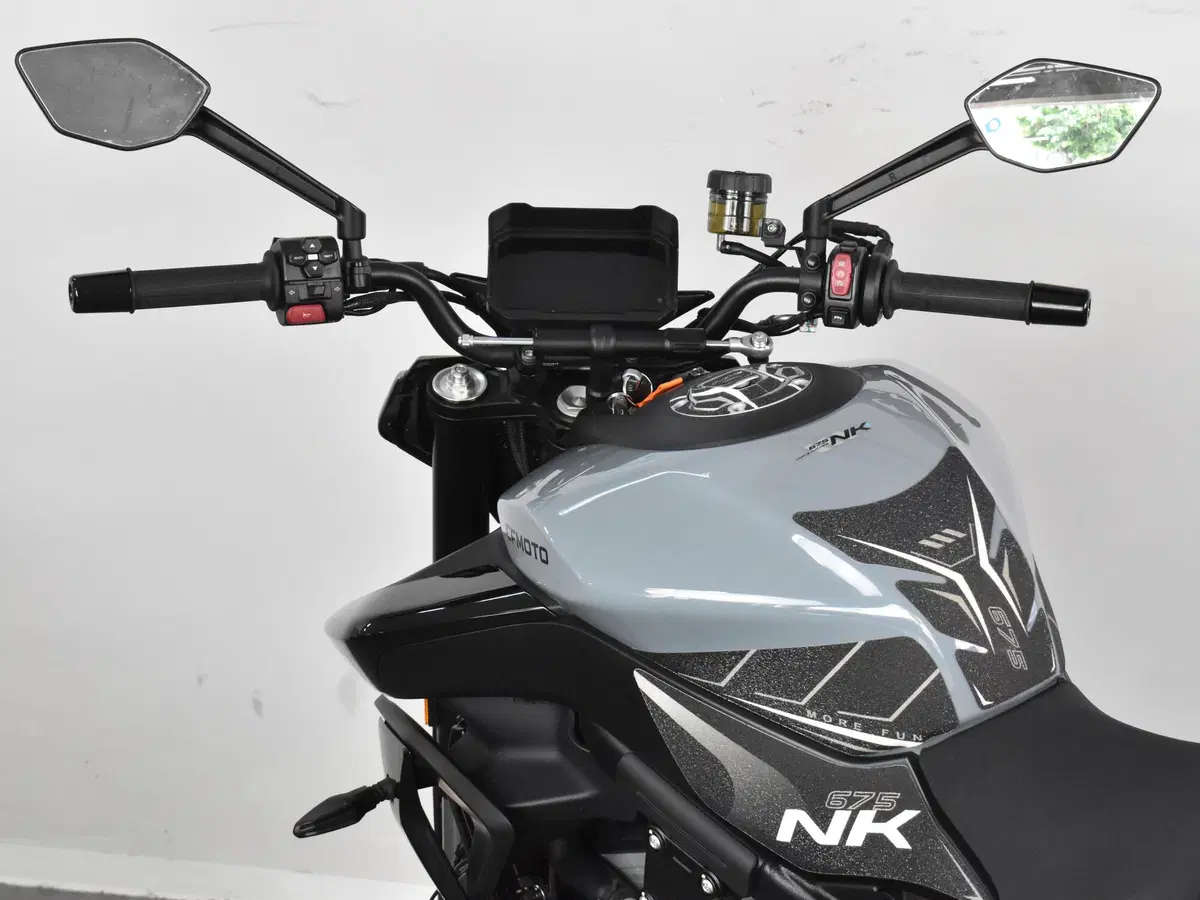 CFMOTO 675NK (2025 - 26) (17)