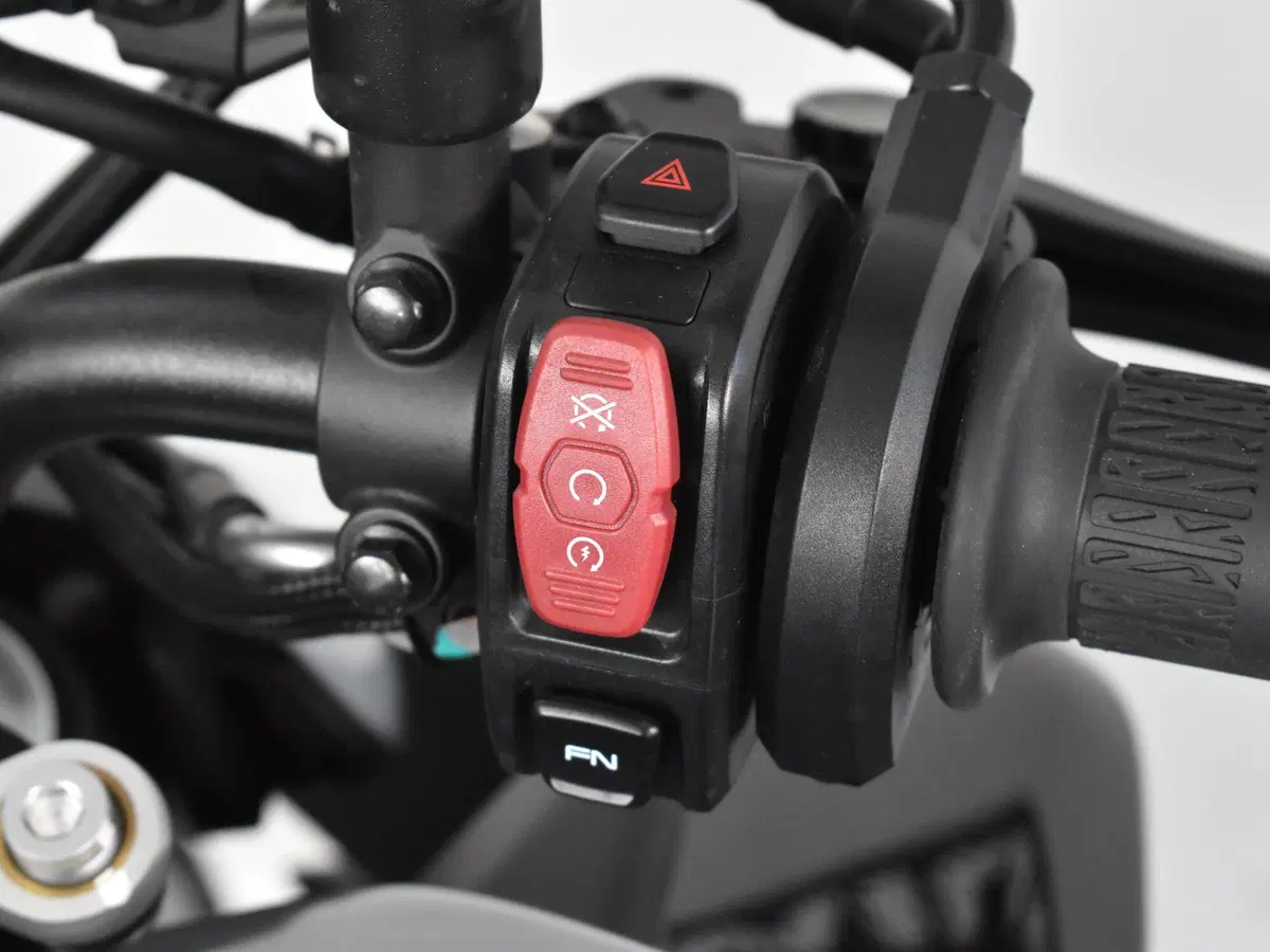 CFMOTO 675NK (2025 - 26) (20)