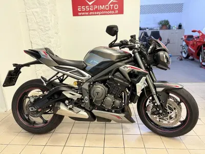 Triumph Street Triple RS (2020 - 22) usata