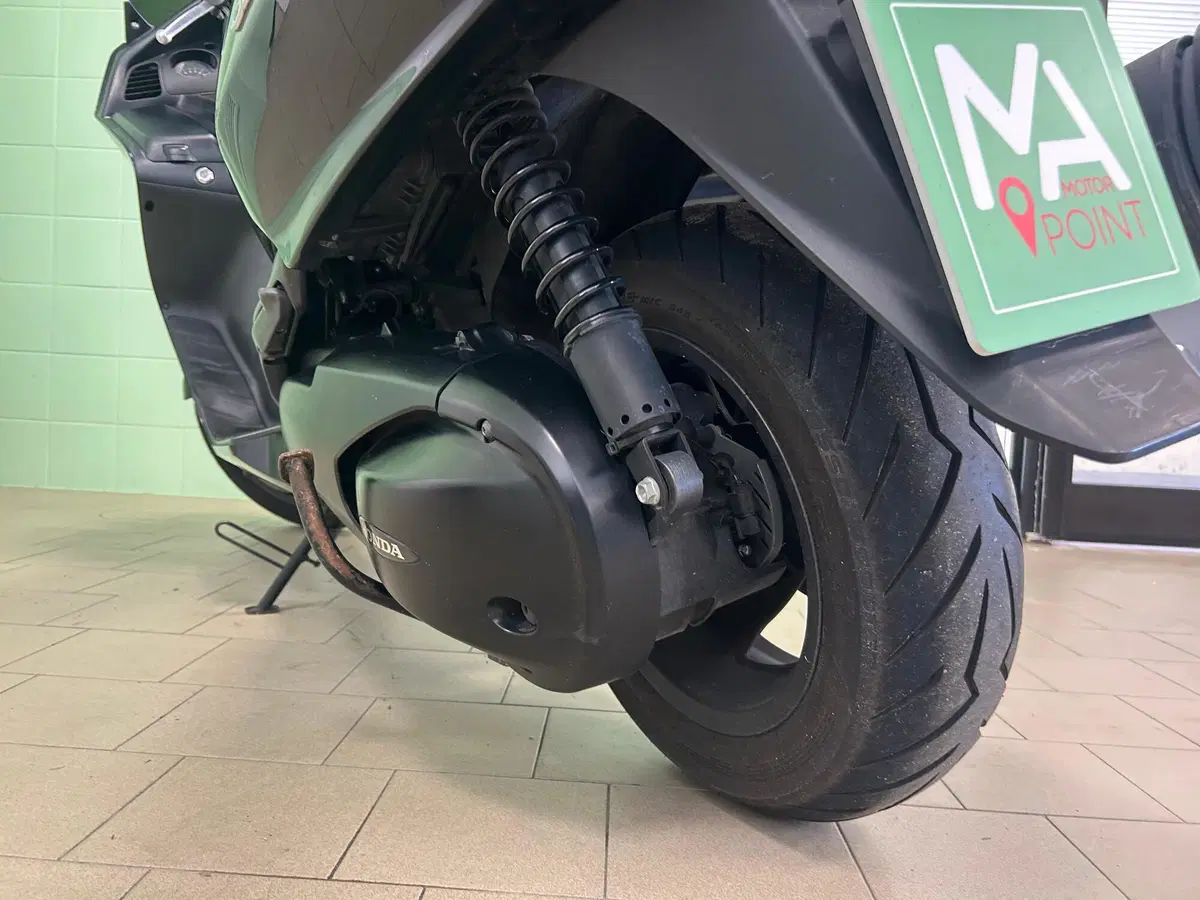 Honda Silver Wing 400 (2006 - 09) (18)