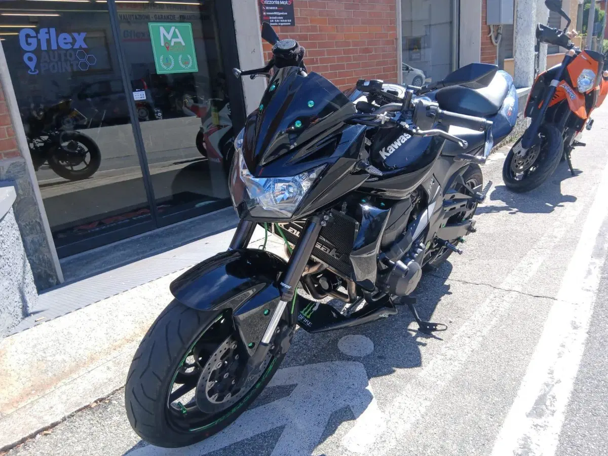 Kawasaki Z 750 (2007 - 14) (2)