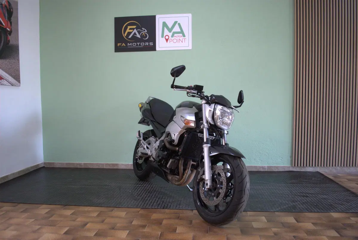 Suzuki GSR 600 (2006 - 11) (5)