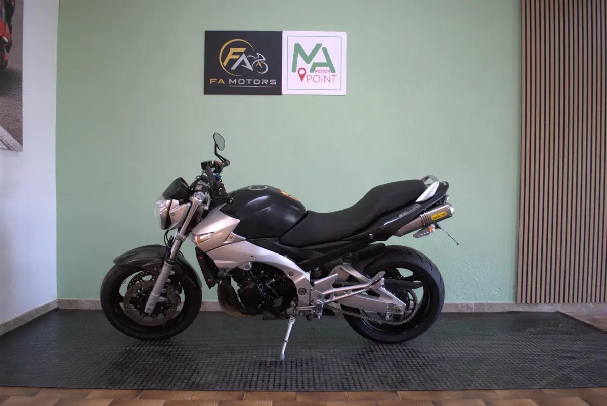 Suzuki GSR 600 (2006 - 11) (6)