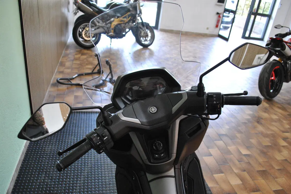 Yamaha N-Max 125 (2025 - 26) (5)