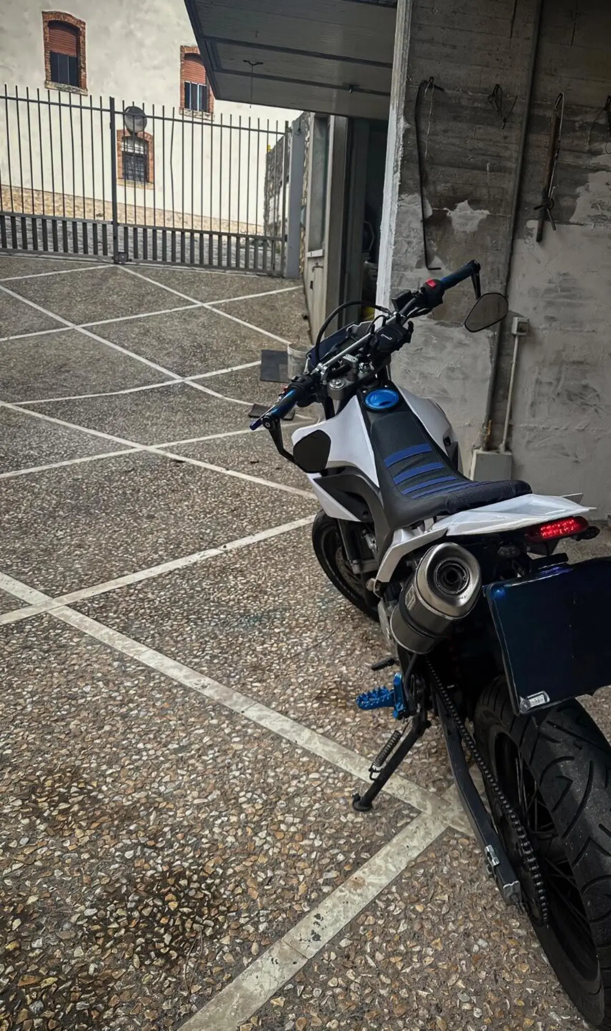 Yamaha WR 125 (2016 - 17) (4)