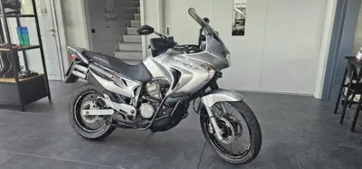 Honda Transalp XL 650V (2005 - 06) usata
