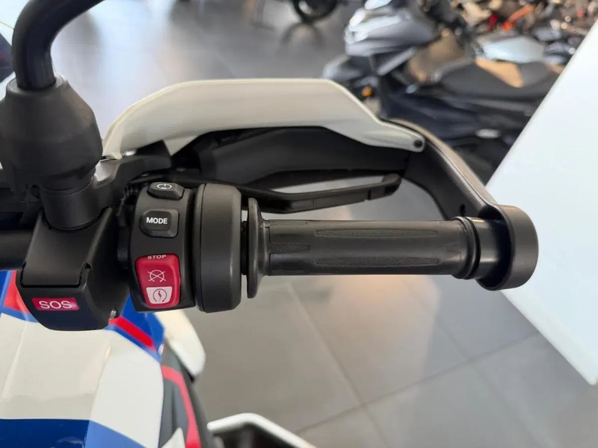 Bmw R 1300 GS (2023 - 26) (10)