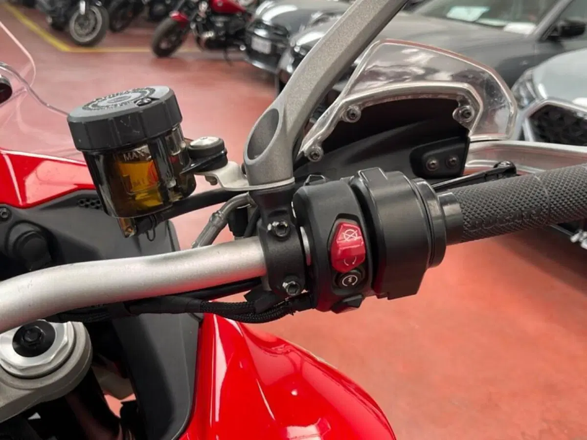 Ducati Multistrada V4 S (2021 - 24) (10)