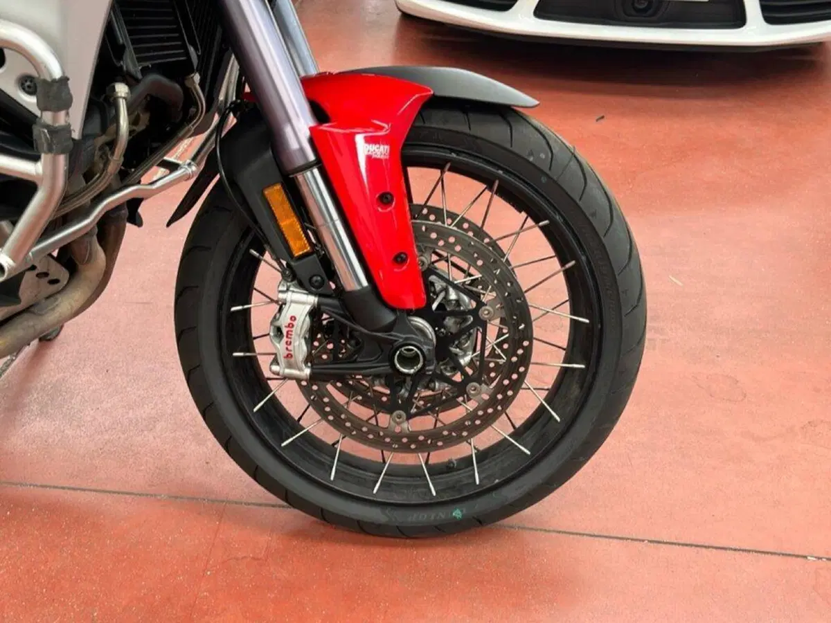 Ducati Multistrada V4 S (2021 - 24) (14)