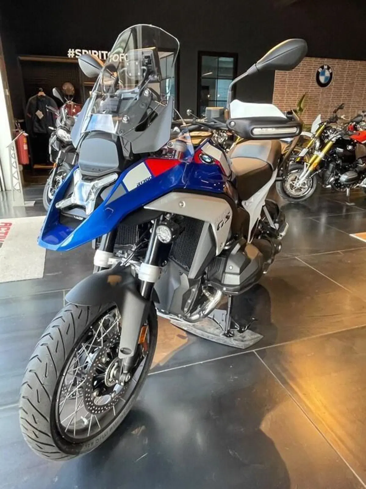 Bmw R 1300 GS Trophy (2023 - 26) (4)