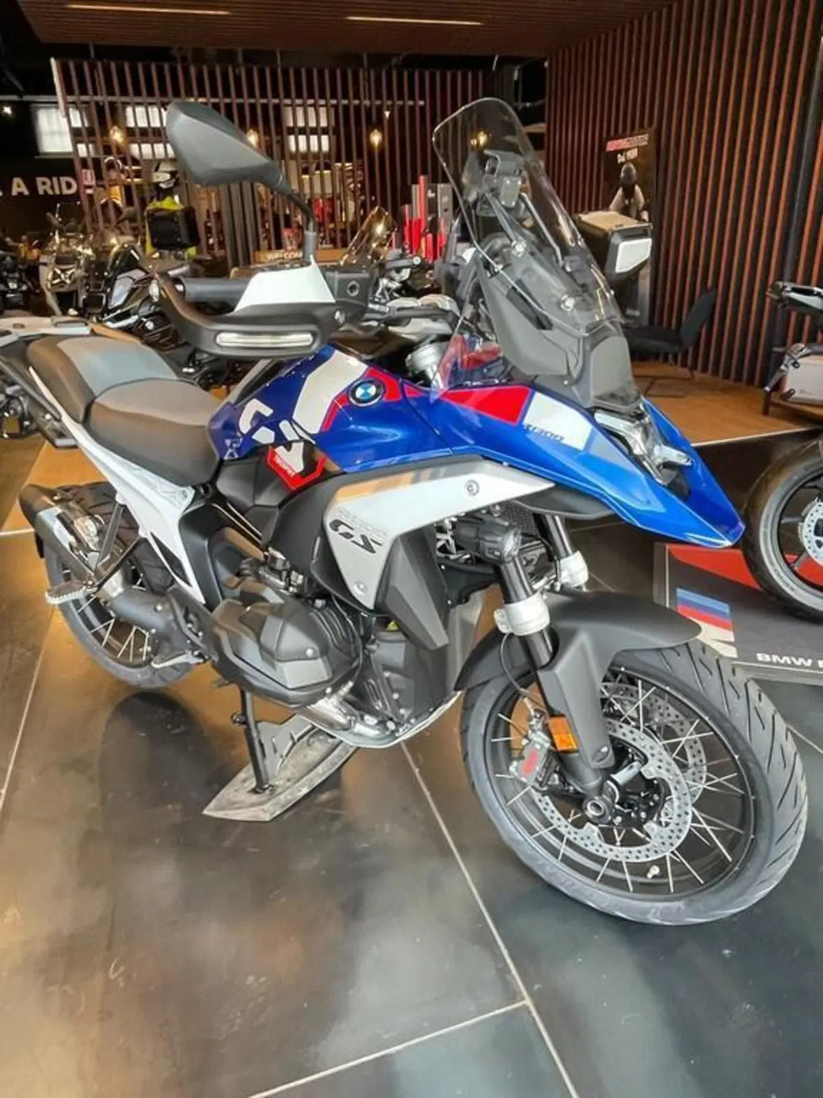 Bmw R 1300 GS Trophy (2023 - 26) (2)