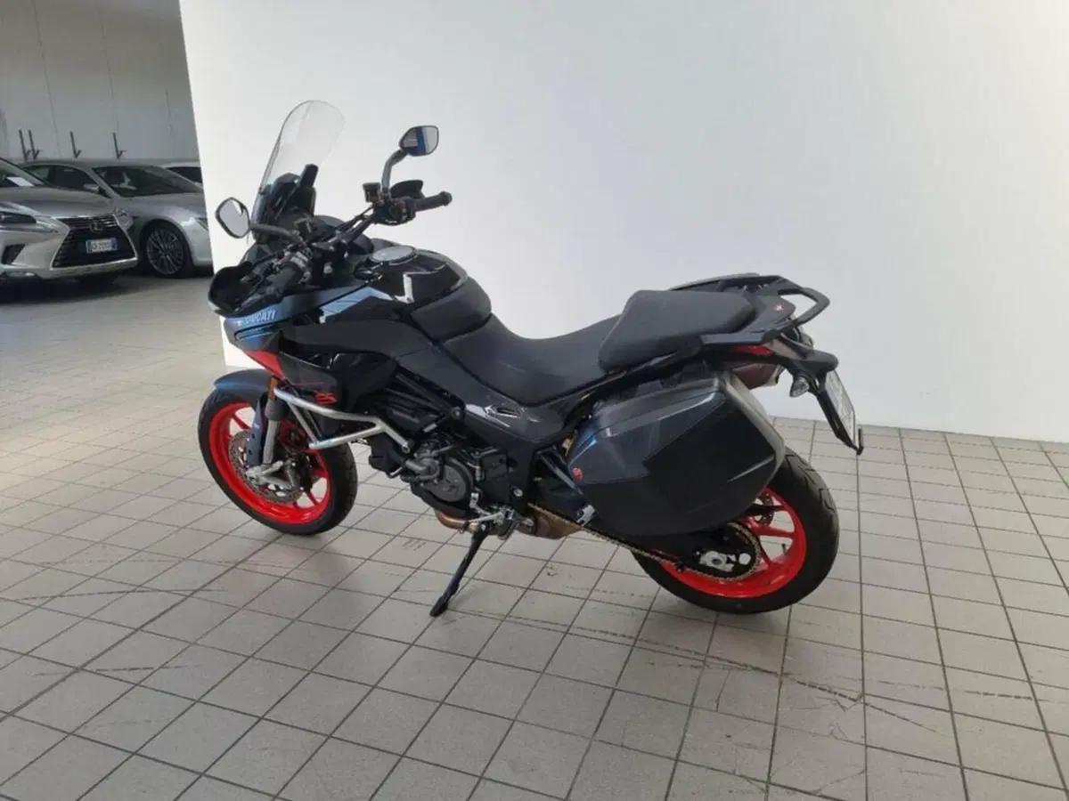Ducati Multistrada V2 S (2022 - 24) (13)