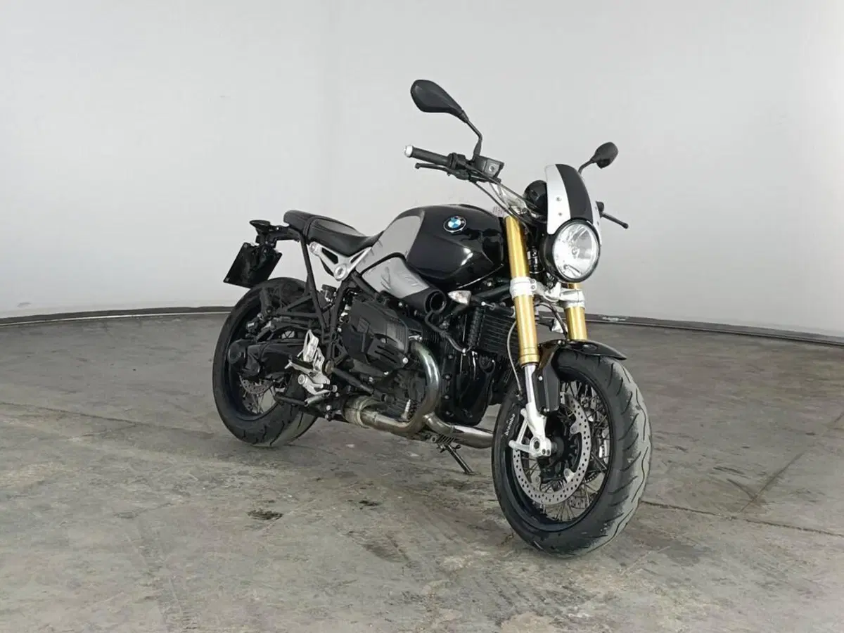 Bmw R nineT 1200 (2014 - 16) (2)