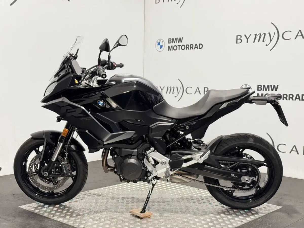 Bmw F 900 XR (2025 - 27) (2)