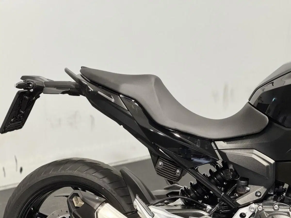 Bmw F 900 XR (2025 - 27) (11)