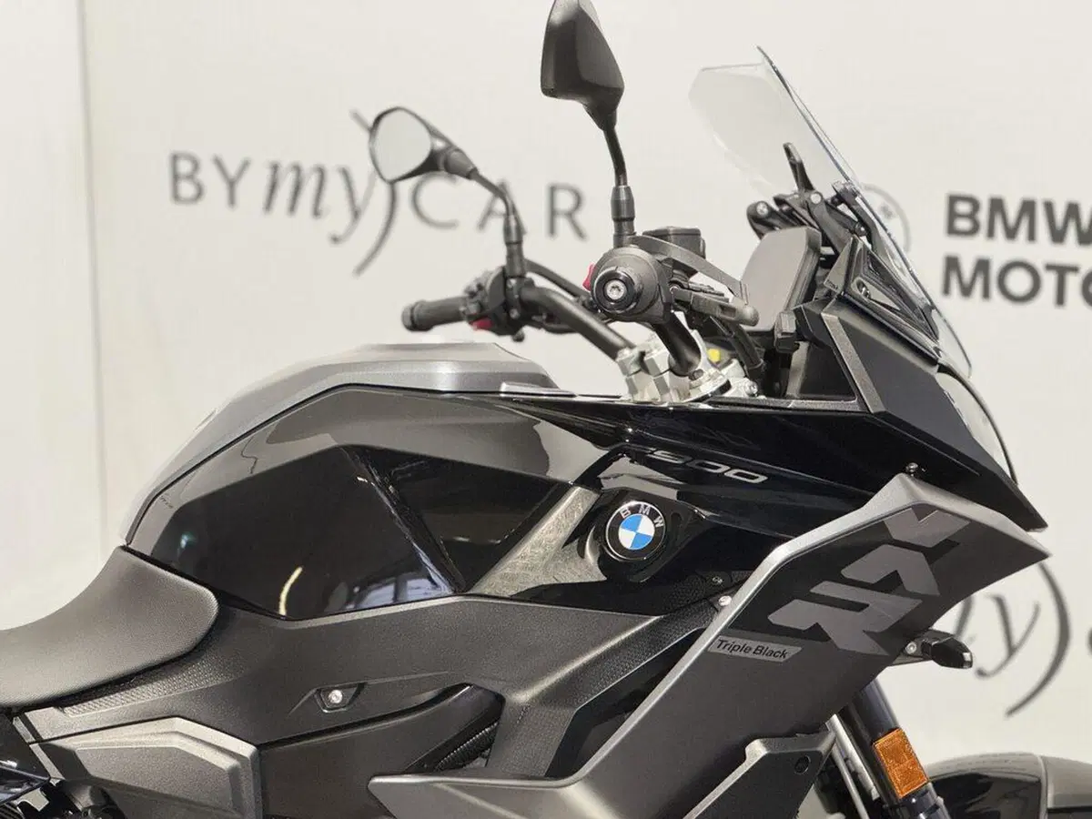 Bmw F 900 XR (2025 - 27) (12)