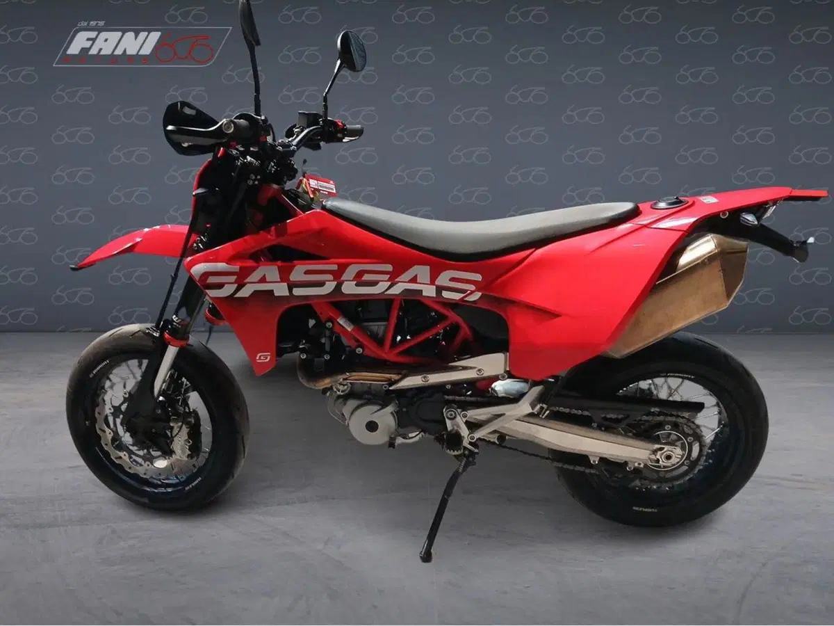 GASGAS SM 700 (2022 - 26) (2)