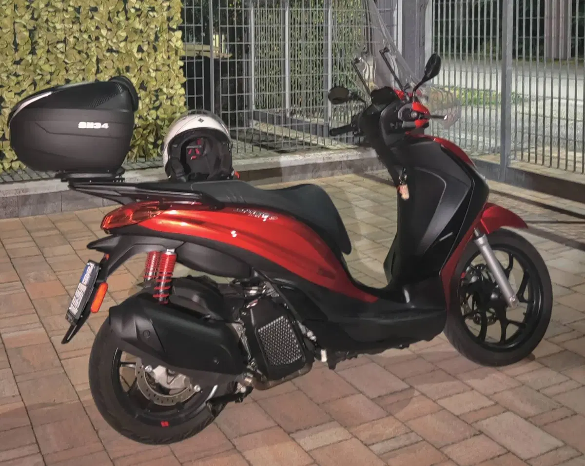 Piaggio Medley 150 S ABS (2021 - 25) (2)