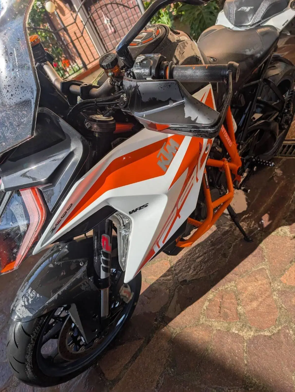 KTM 1290 Super Duke GT (2019 - 20) (4)