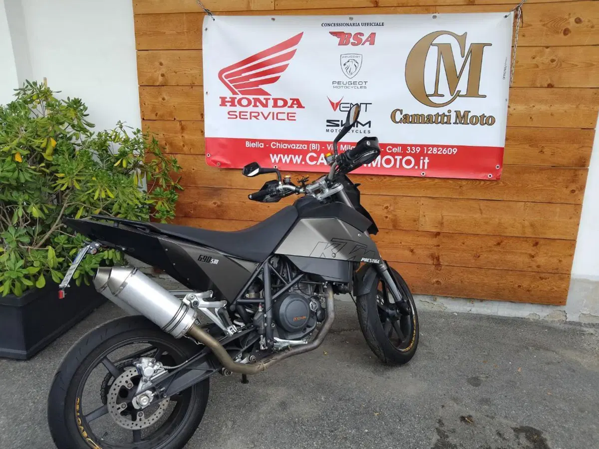 KTM 690 Supermoto (2007 - 12) (7)