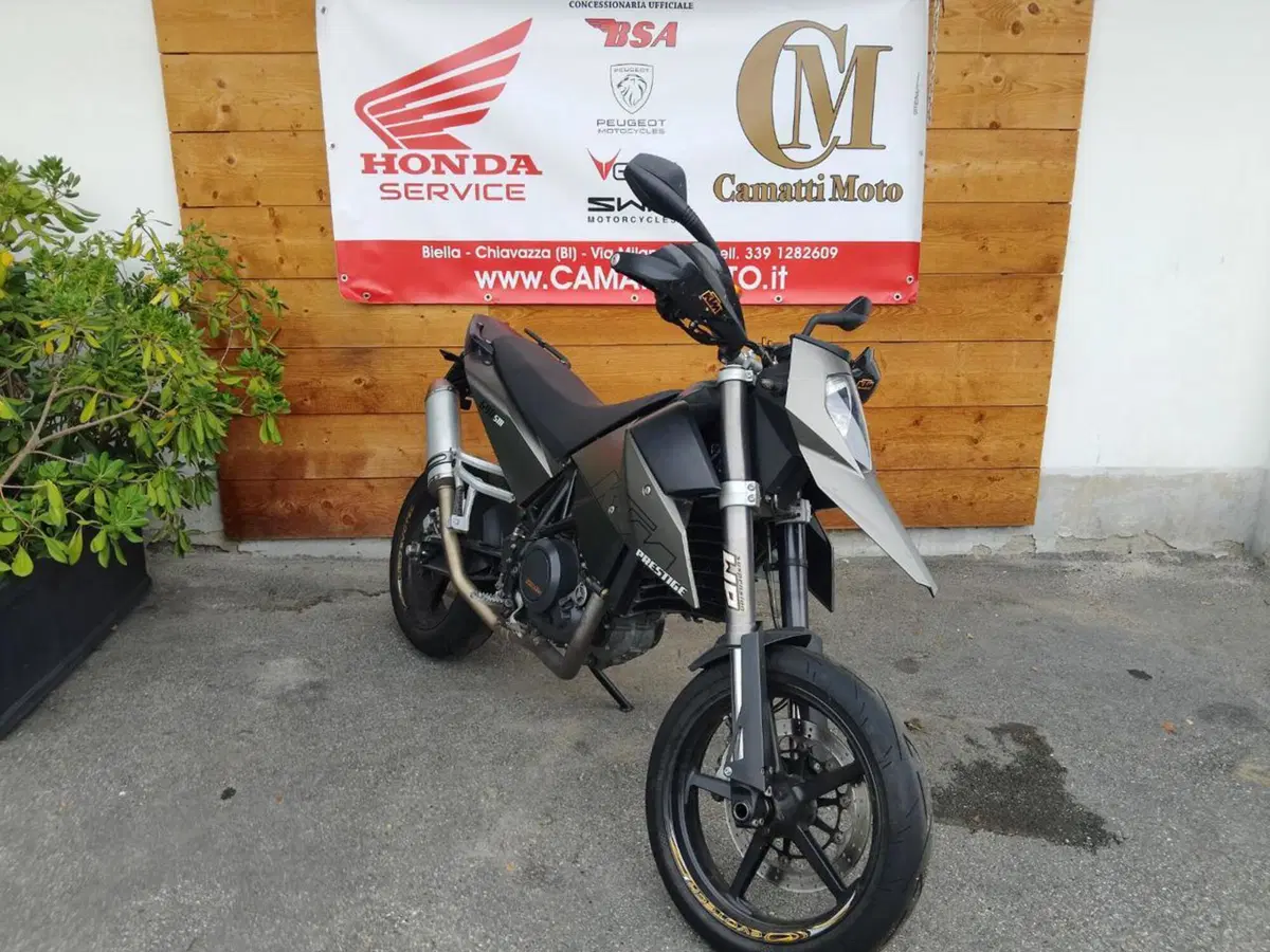 KTM 690 Supermoto (2007 - 12) (4)