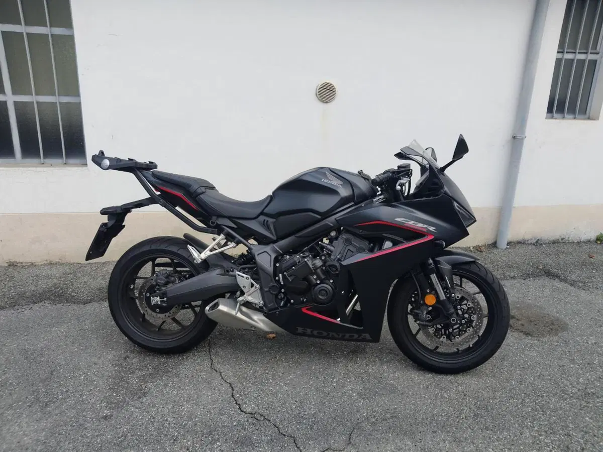 Honda CBR 650 R (2024 - 26)
