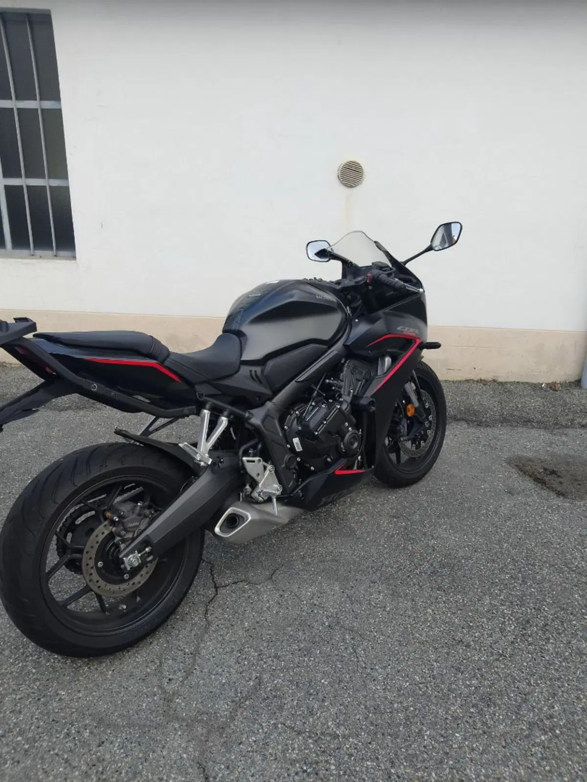 Honda CBR 650 R (2024 - 26) (10)