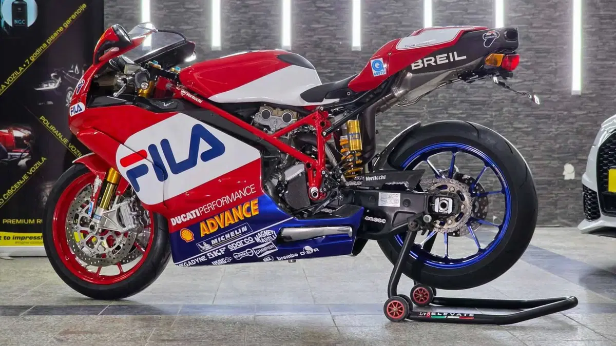 Ducati 999 R (2002 - 04) (2)
