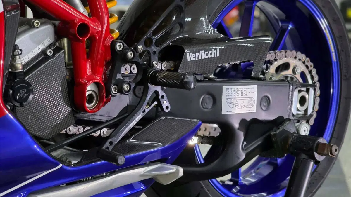 Ducati 999 R (2002 - 04) (9)