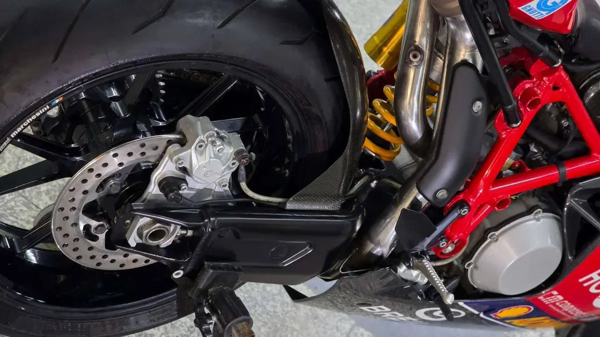 Ducati 999 R (2005 - 06) (6)