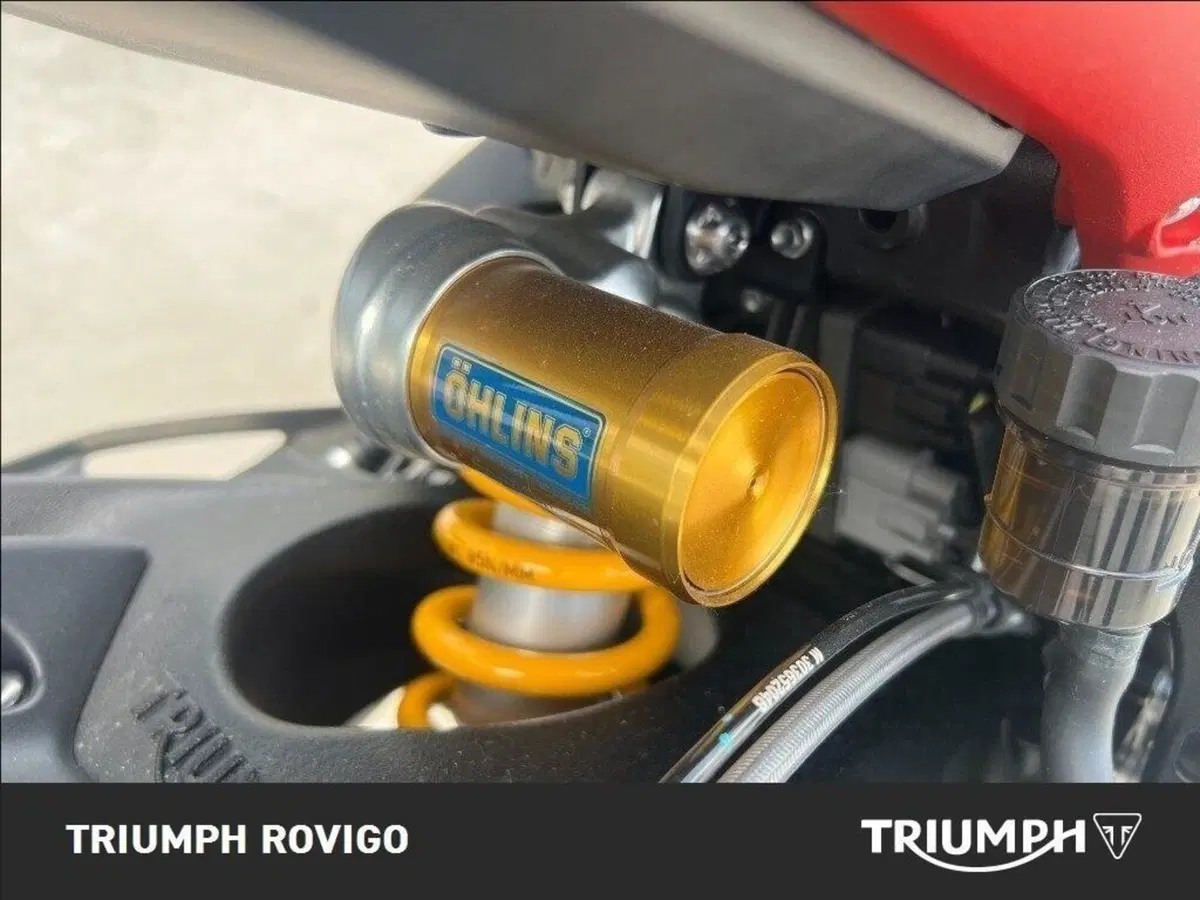 Triumph Street Triple 765 RX (2026) (2)
