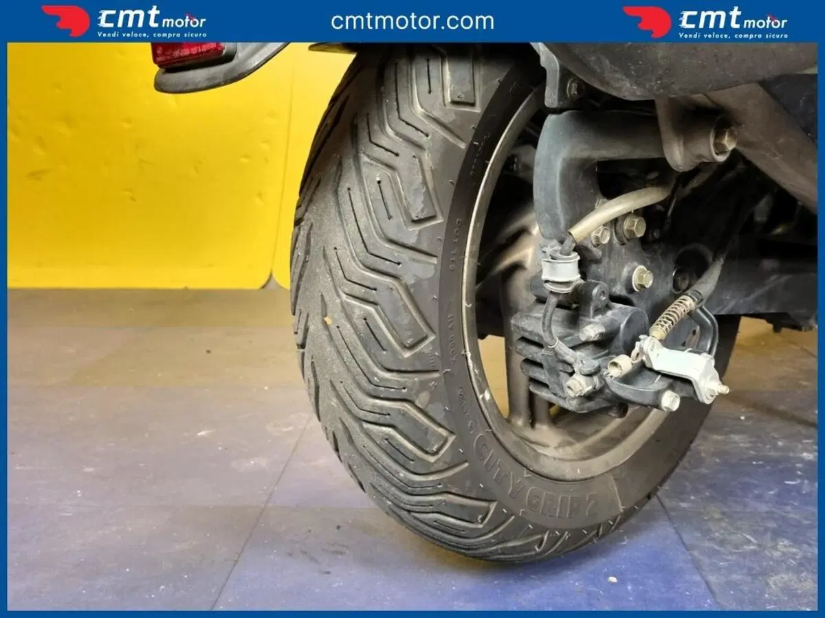 Kymco Xciting 400i ABS (2012 - 17) (13)