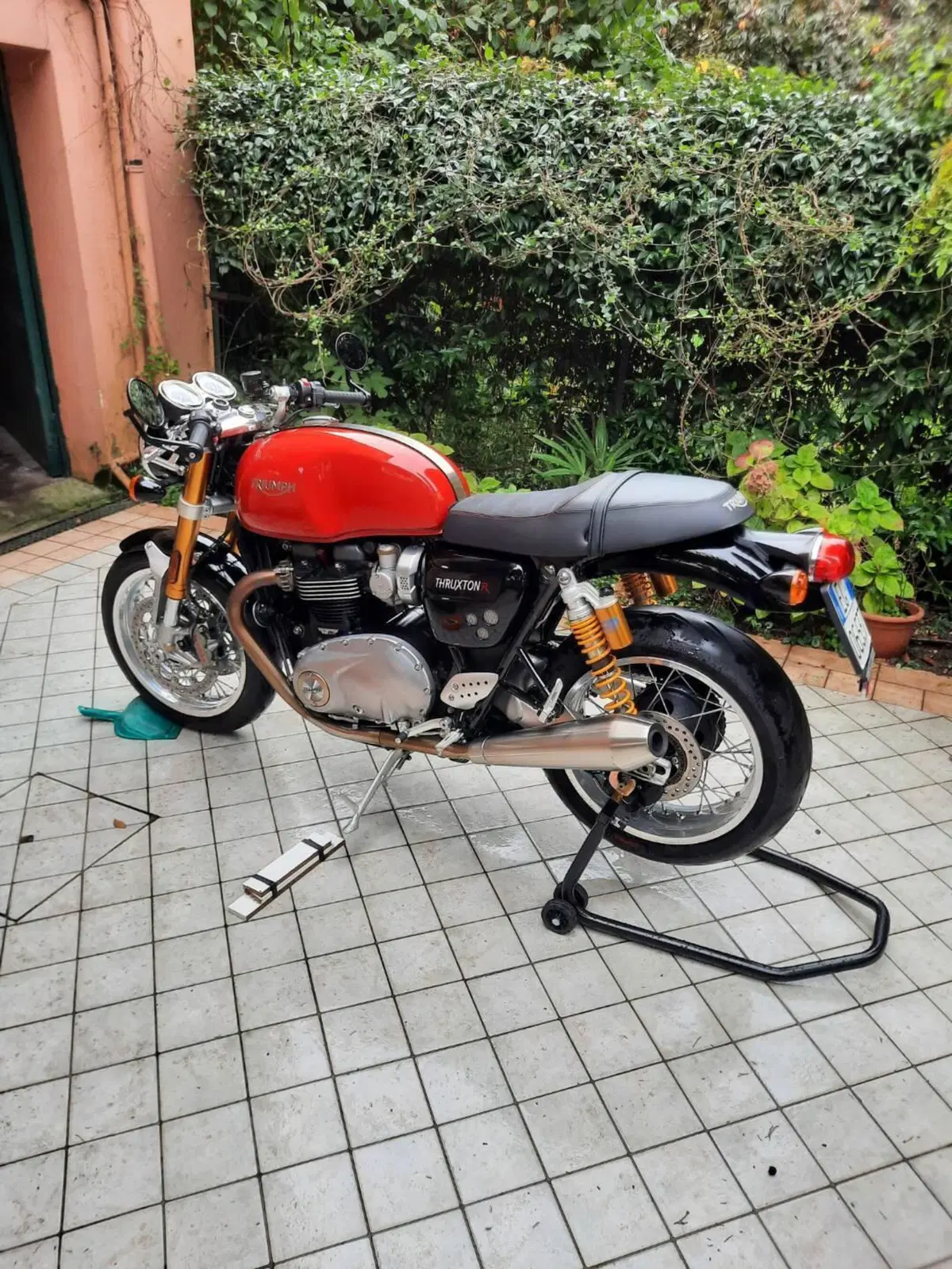 Triumph Thruxton 1200 R (2016)