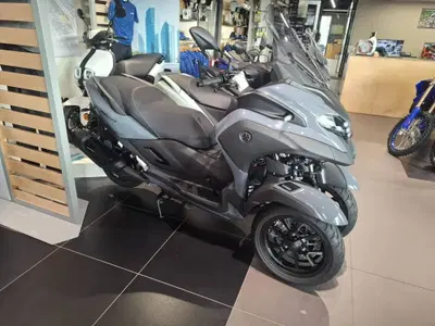 Yamaha Tricity 300 (2027) nuova